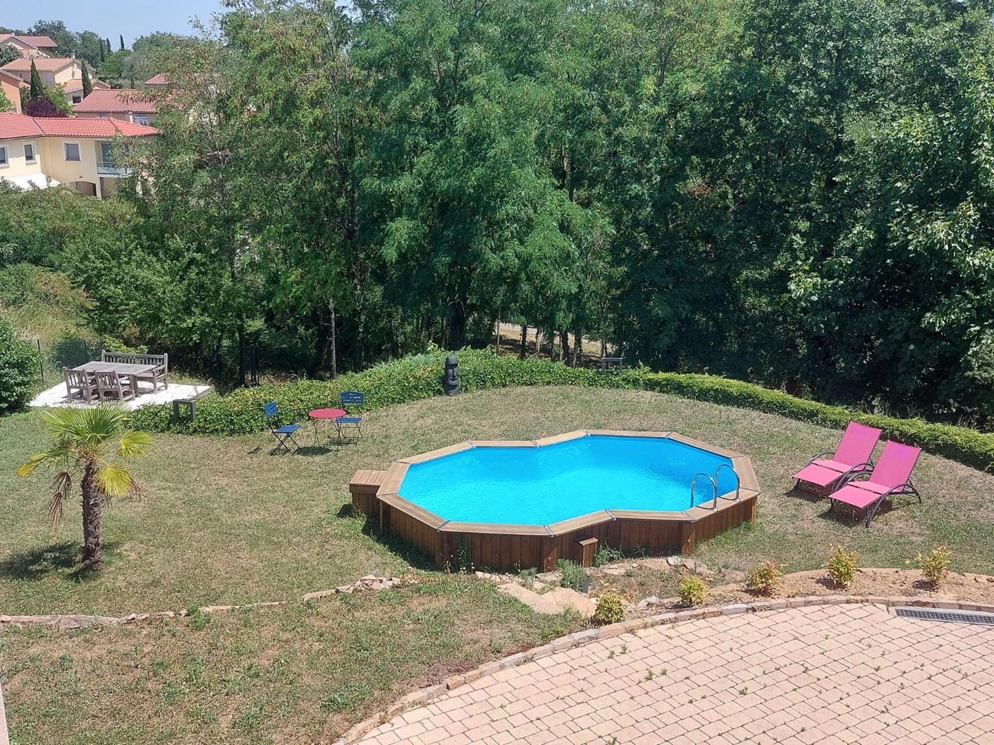 Comme Dans Un Ecrin - T2 De 50 M² Avec Jardin, Terrasse Et Piscine Apartment Vernaison Exterior photo